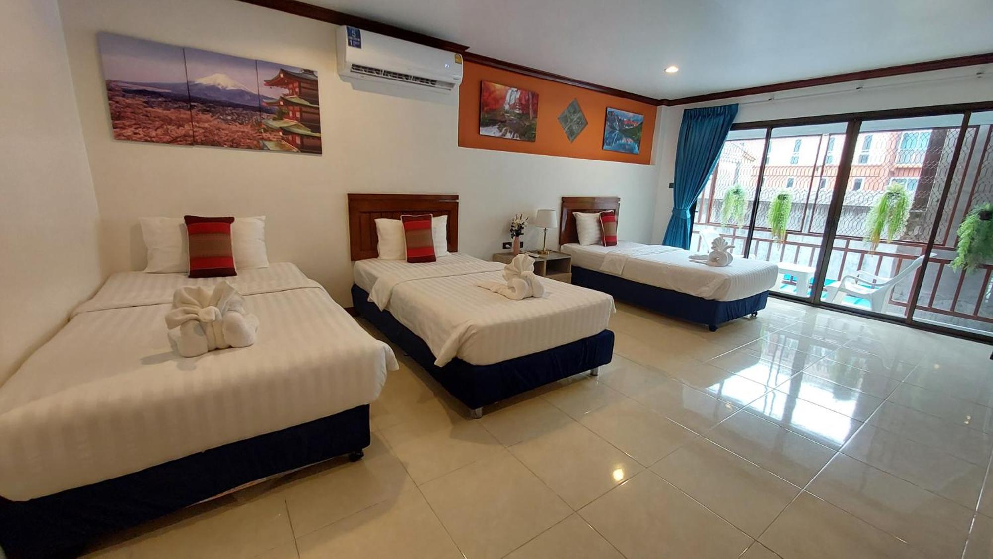 Benetti House Hostel Patong Room photo